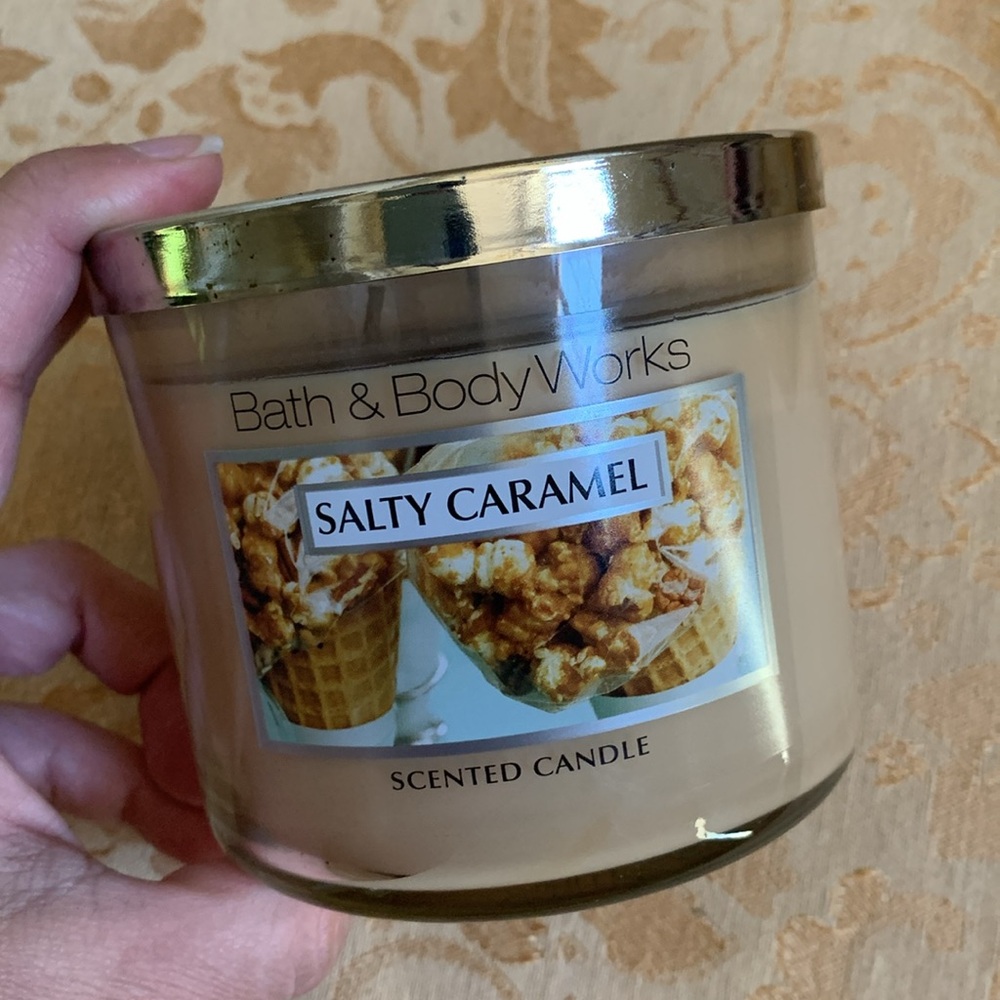 Bath & Body Works Salty Caramel candle (2015)